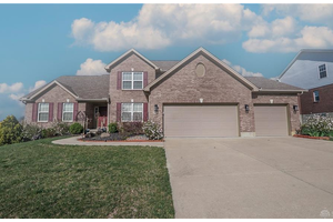 Picture of 1527 Meadow View Lane, Turtlecreek Twp, OH 45036