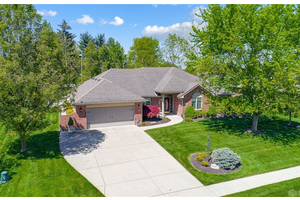 Picture of 9815 Arn Drive, Washington TWP, OH 45458